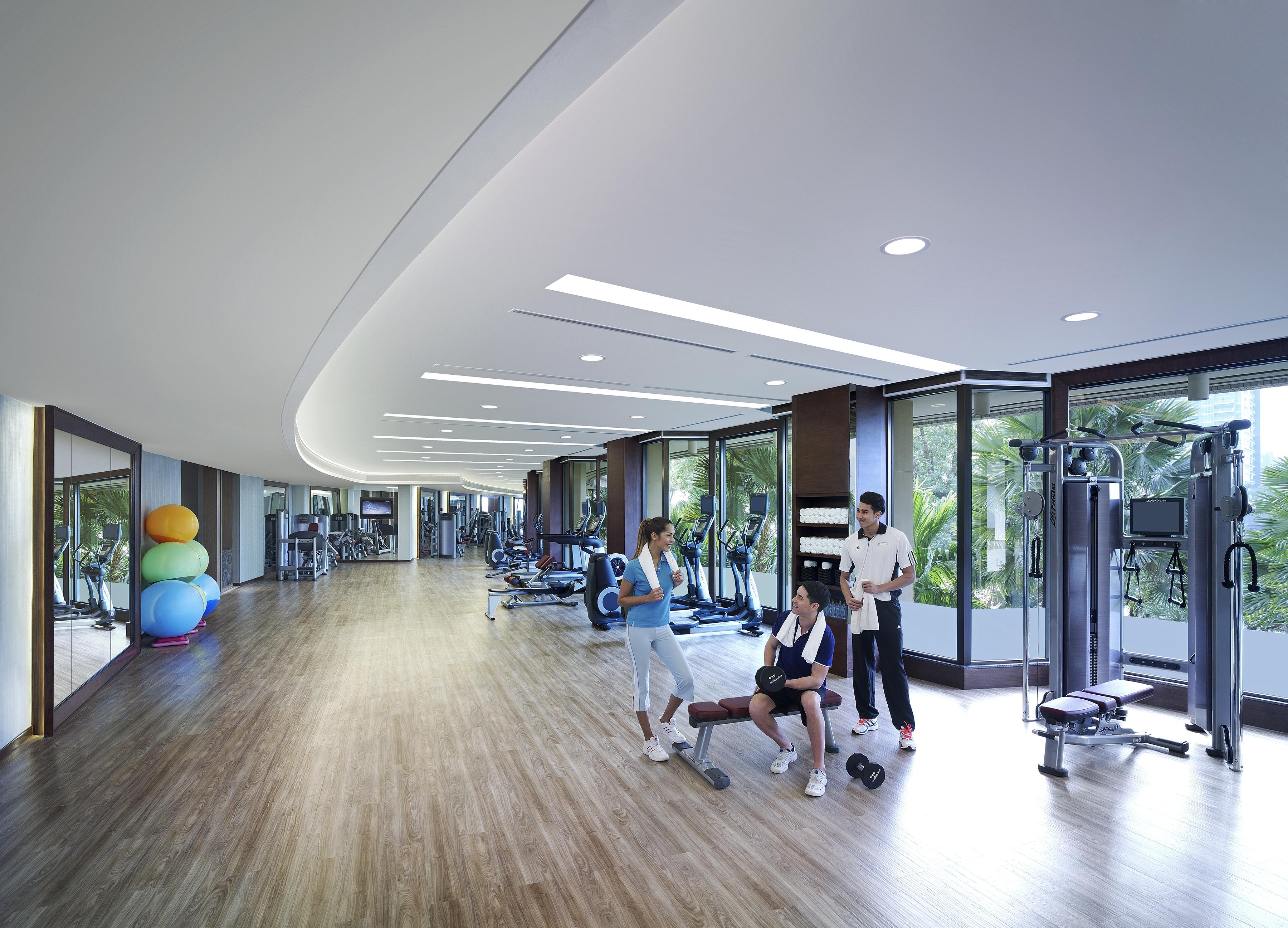 Shangri-La Bangkok Esterno foto The gym at the Shangri-La Hotel, Kuala Lumpur