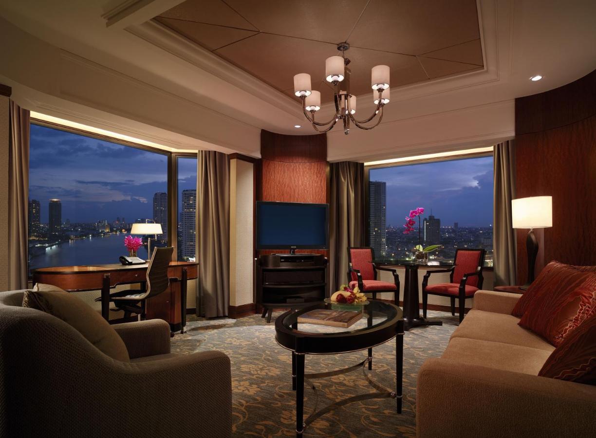 Shangri-La Bangkok Esterno foto A suite at the Mandarin Oriental, Hong Kong